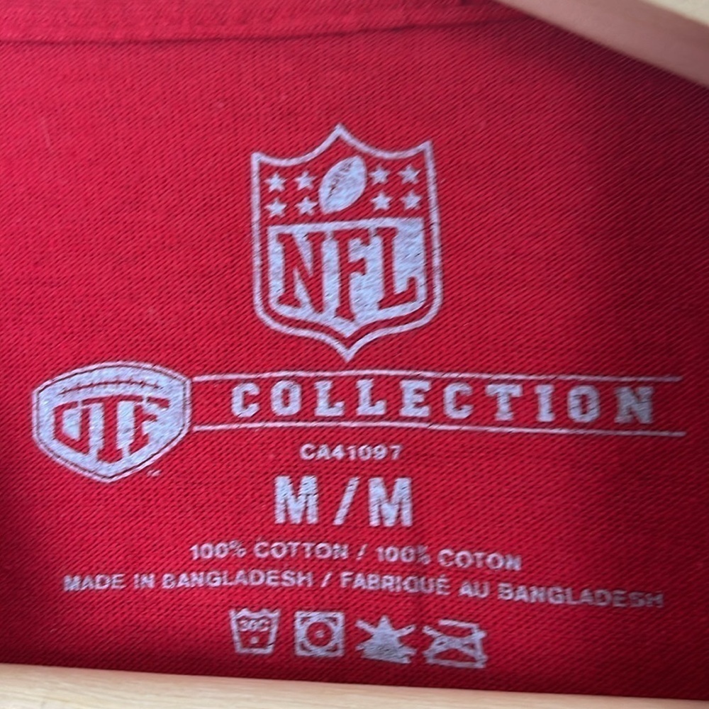 Men's NFL New England Patriots Rewind Logo Tri-Blend T-Shirt - Size Medium - Picture 4 of 7